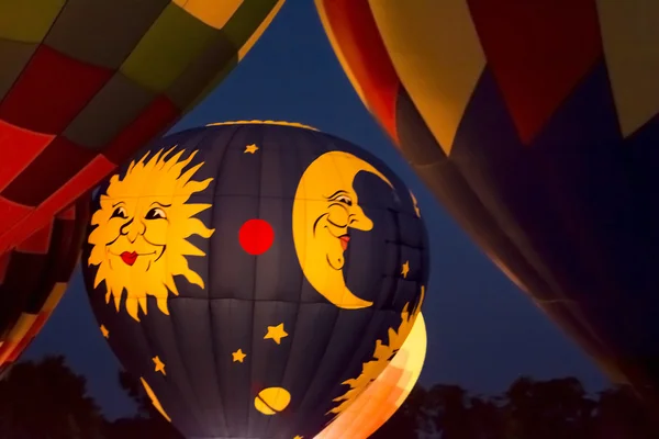 Hot Air Balloon Night Glow — Stock Photo, Image