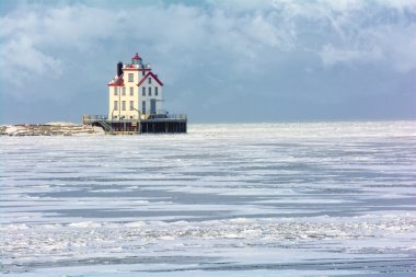 Kışın Lorain deniz feneri