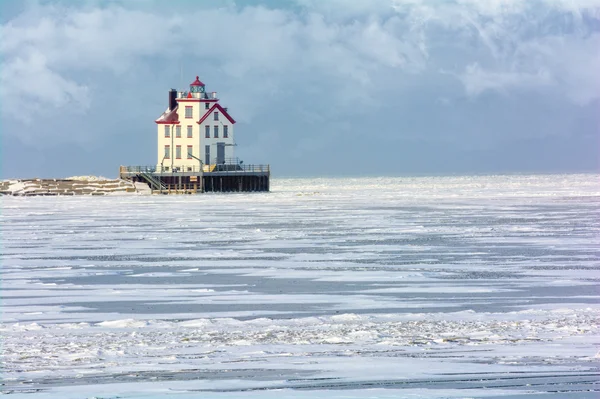 Leuchtturm von Llorain im Winter — Stockfoto