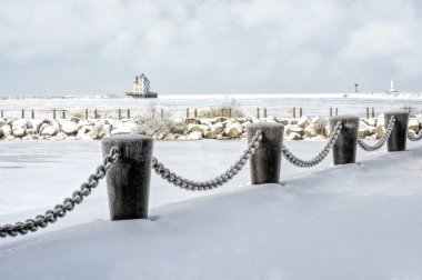 Kışın Lorain deniz feneri