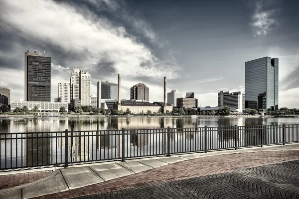 Horizonte de la ciudad de Toledo Ohio — Foto de Stock