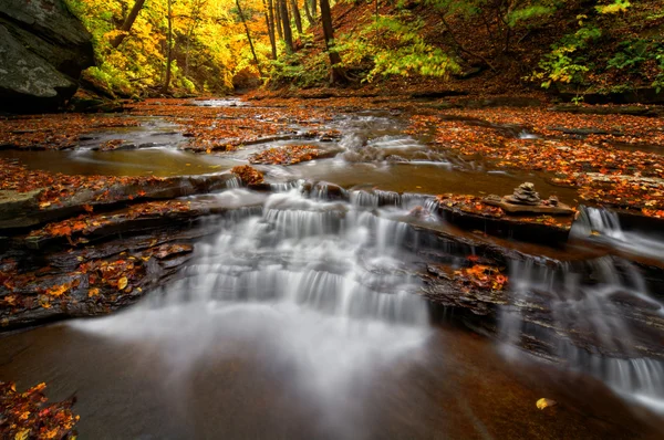Autumn Ohio Waterfall — Stock Photo, Image
