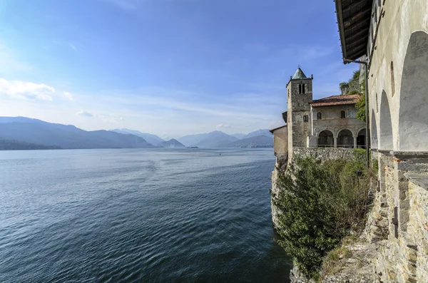 Klostret Santa Caterina, som Lago Maggiore, Italien — Stockfoto