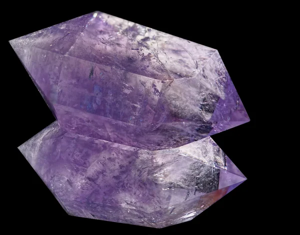 Amethyst-Kristall auf schwarzem Glas — Stockfoto