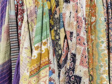 Güzel renkli Kızılderililer kıyafetleri