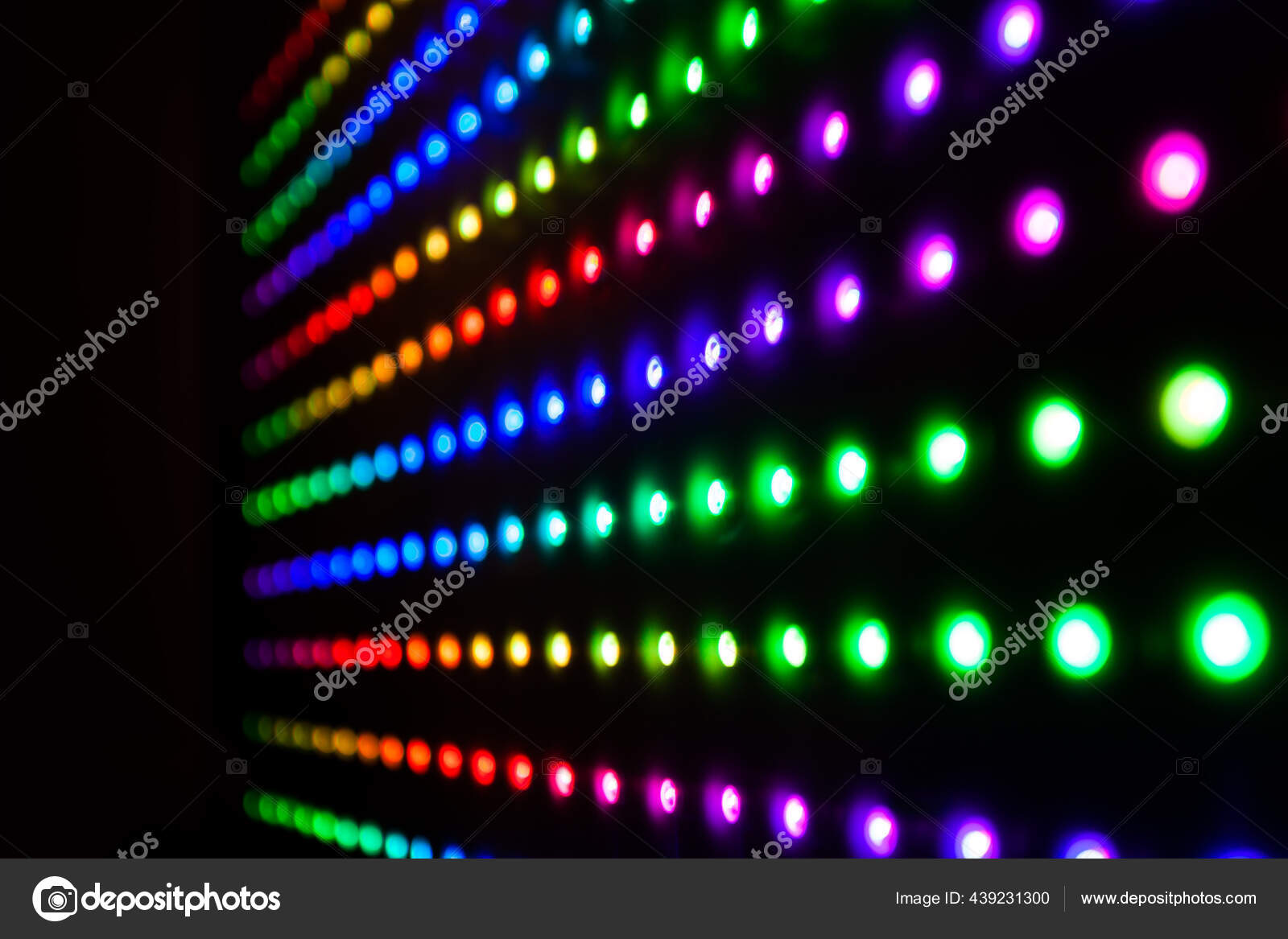 Luzes Led Rgb Coloridas Fundo Preto Matriz Led Com Tiras — Foto ©  kaywiegand #439231300, image size:1600x1167
