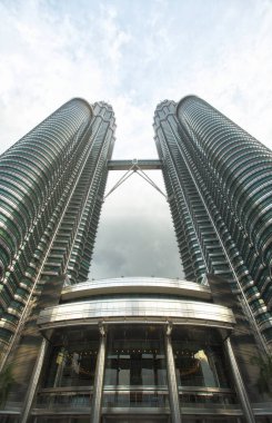 Kuala lumpur 'da mimari. Gelecekçi kuleler