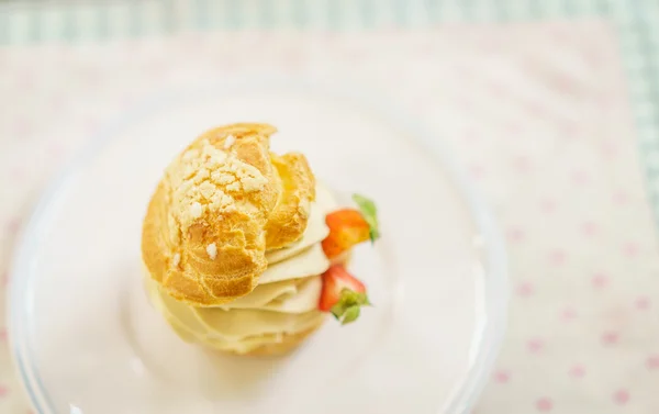 Pudding z truskawek i wysokiej rozdzielczości obrazów — Zdjęcie stockowe