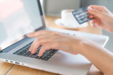 kişi holding kredi kartı