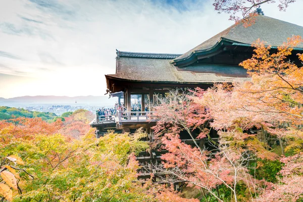 Bella architettura nel tempio Kiyomizu-dera Kyoto, Giappone — Foto Stock