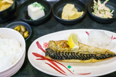 Saba teriyaki ızgara