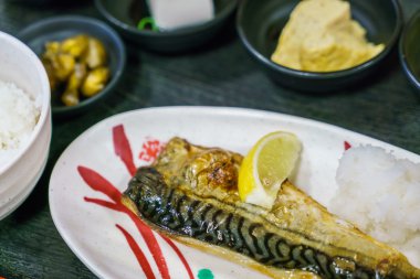 Saba teriyaki ızgara