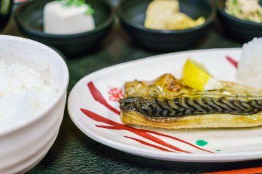 Saba teriyaki ızgara