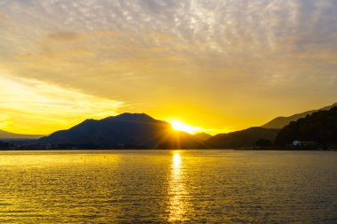 güzel dağ günbatımı