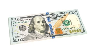 Yüz dolarlık banknotlar beyaz arka plan üzerinde