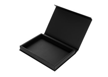 beyaz zemin üzerine siyah kutu