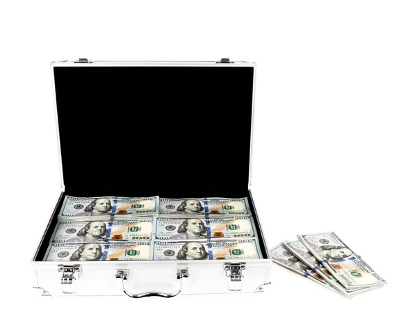 Kufřík plný peněz s sto dolaru na bílém pozadí — Stock fotografie