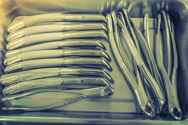 Dental verktyg bakgrund (filtrerad bild bearbetas vintage effe — Stockfoto
