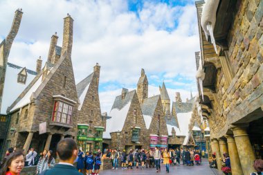 Universal Studios Japonya'daki kişilerde