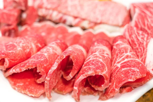 Rå färskt nötkött — Stockfoto
