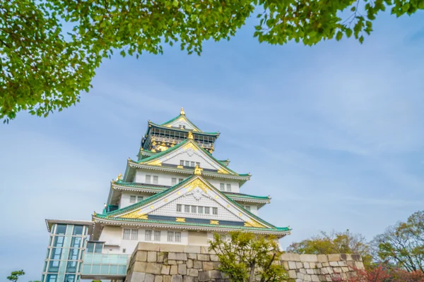 Castelo na cidade de Osaka — Fotografia de Stock