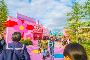 Universal Studios Japonya'daki kişilerde