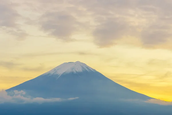 Monte Fuji durante la puesta del sol — Foto de Stock
