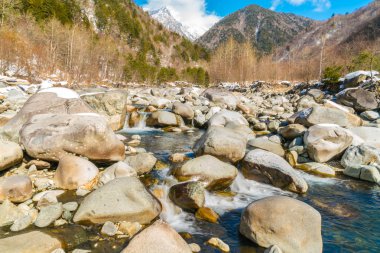 Açık onsen, Japonya, yüksek çözünürlüklü görüntüleri