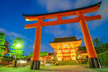 Fushimiinari Taisha Shrinetemple Kyoto, Japonya