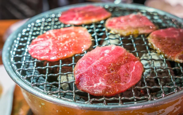 RAW färskt nötkött delar — Stockfoto