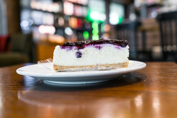 Rebanada de pastel de queso dulce —  Fotos de Stock