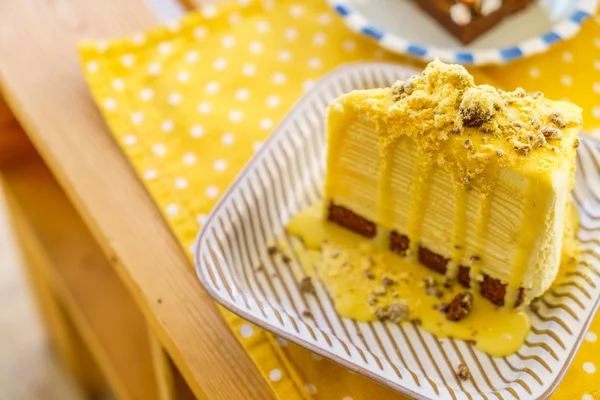 Ciasto czekoladowe krepy, obrazy o wysokiej rozdzielczości — Zdjęcie stockowe