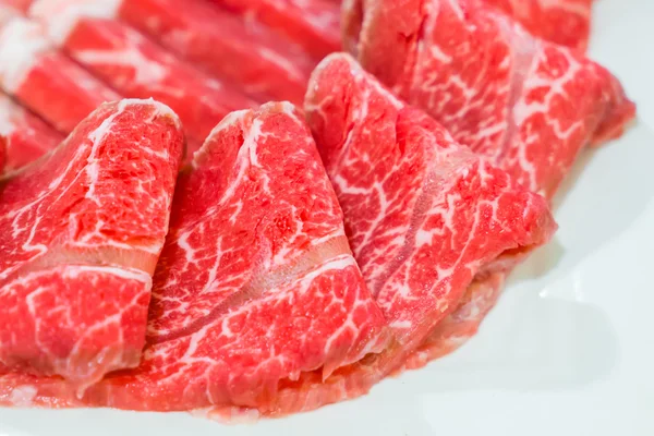 Rohes frisches Rindfleisch — Stockfoto