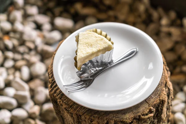 Fatia de bolo de queijo doce — Fotografia de Stock