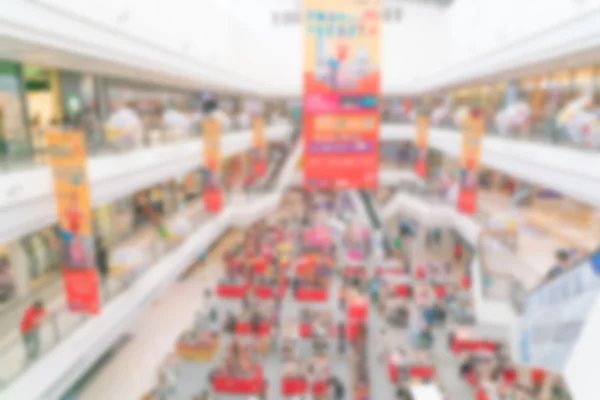 Abstrato borrão pessoas no shopping center — Fotografia de Stock