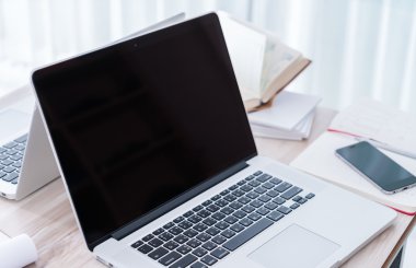 tabl akıllı telefon ile dizüstü bilgisayar
