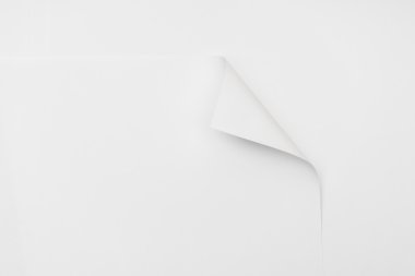 Gerçek kağıt köşe kat ahşap arka plan üzerinde