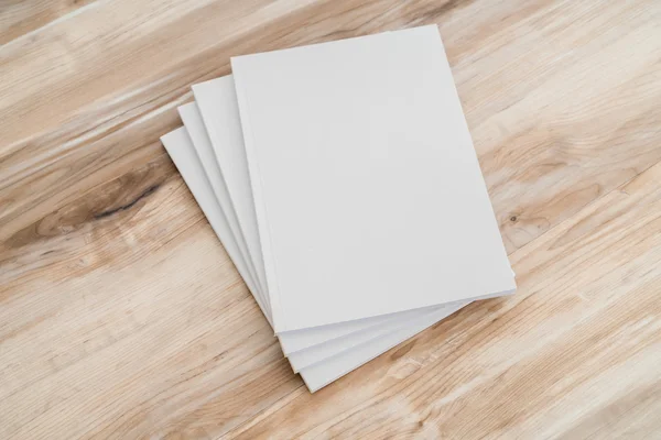 Cuadernos vacíos y blancos — Foto de Stock
