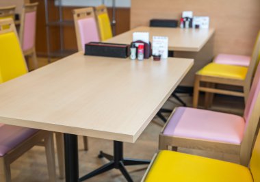 masa ve sandalye Restaurant