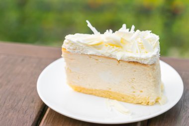 New York peynirli keki dilimi