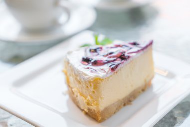 New York peynirli keki dilimi