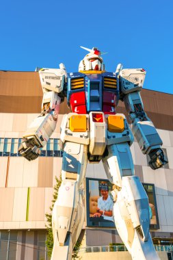 Tam boyut Gundam performansları
