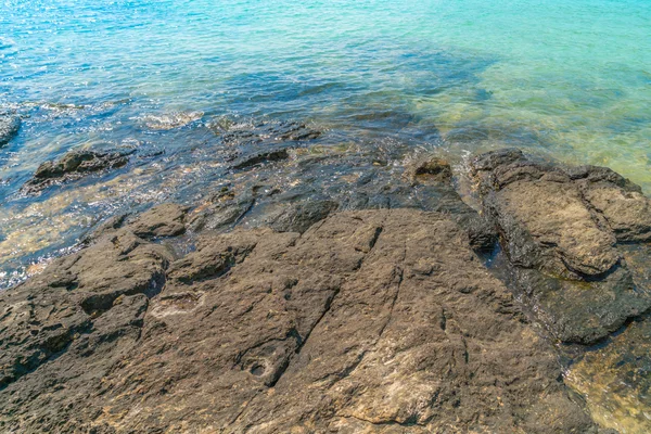 海、 岩石、 高清晰度的图像 — 图库照片