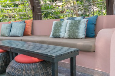 masa ve sandalye Restaurant