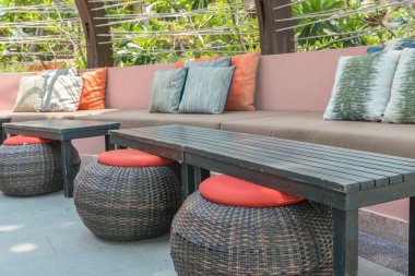 masa ve sandalye Restaurant