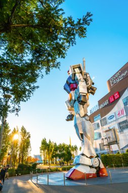 Boyutu Gundam performansları dışında Divercity Tokyo Plaza, Oda tam