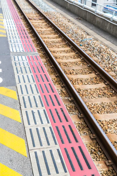 Estação ferroviária do Japão. (Imagem filtrada processada efeito vintage — Fotografia de Stock