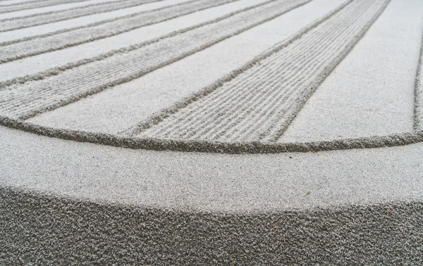 Japonês zen jardim meditação pedra  . — Fotografia de Stock