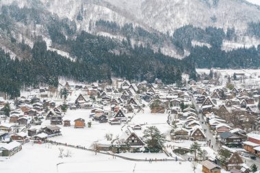Shirakawago kış kar düşüyor, Japonya ile