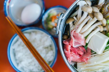 Japon sıcak Sukiyaki, yüksek çözünürlüklü görüntüleri